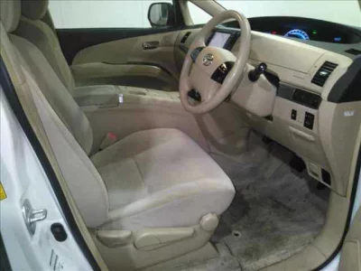 Toyota ESTIMA HYBRID