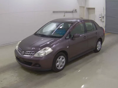 Nissan TIIDA LATIO