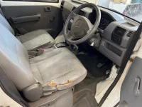 Nissan CLIPPER VAN лот № 2255 оценка 3.5  с аукциона в Японии 3