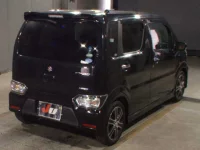 Suzuki WAGON R лот № 3065 оценка 4.5  с аукциона в Японии 4