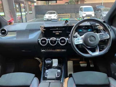 Mercedes-Benz B CLASS