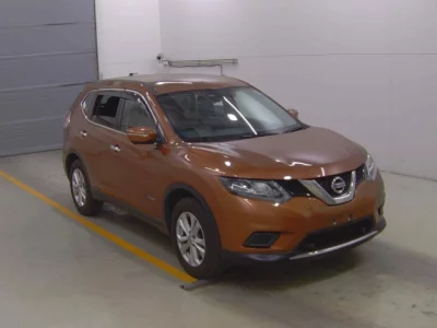 Nissan X-TRAIL