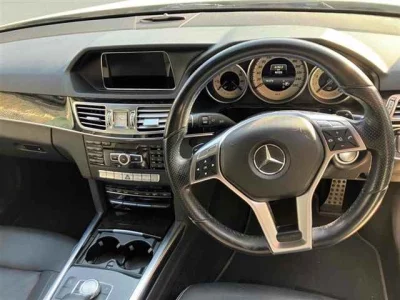 Mercedes-Benz E CLASS WAGON