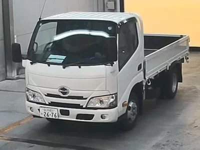 Hino DUTRO  с аукциона в Японии