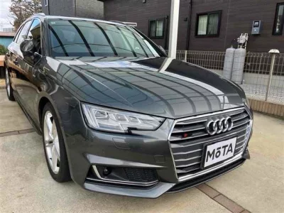 Audi A4  с аукциона в Японии