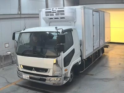 Mitsubishi FUSO FIGHTER
