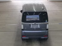 Honda N BOX лот № 2317 оценка 4  с аукциона в Японии 2