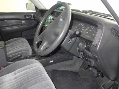 Toyota CROWN COMFORT  с аукциона в Японии