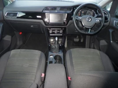 Volkswagen GOLF TOURAN