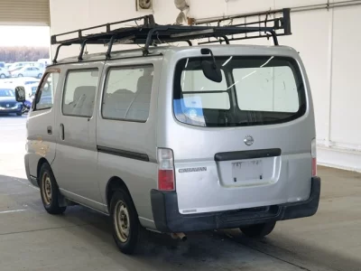 Nissan CARAVAN VAN  с аукциона в Японии