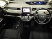 Honda FREED лот № 3023 оценка 3.5  с аукциона в Японии 2