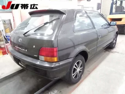Toyota COROLLA2