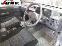Mitsubishi STRADA лот № 7015 оценка 3  с аукциона в Японии 5