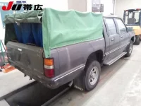 Mitsubishi STRADA лот № 7015 оценка 3  с аукциона в Японии 1