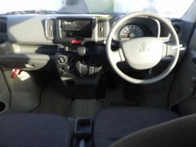 Mitsubishi MINICAB VAN