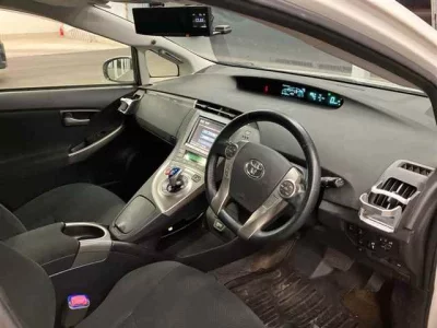 Toyota PRIUS PHV