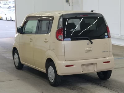 Suzuki MRWAGON