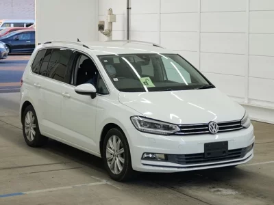 Volkswagen GOLF TOURAN