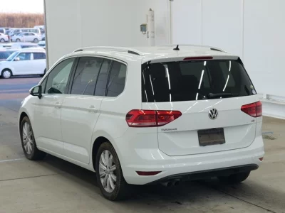 Volkswagen GOLF TOURAN