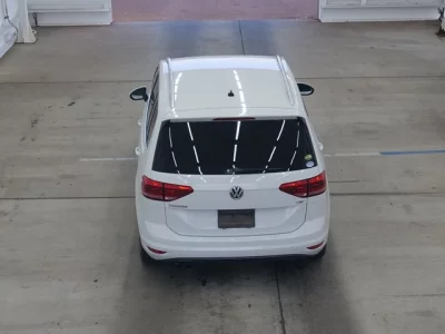 Volkswagen GOLF TOURAN