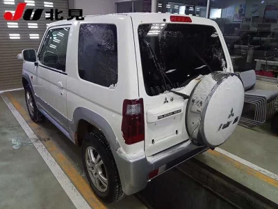 Mitsubishi PAJERO MINI
