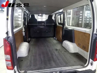 Toyota REGIUS ACE VAN