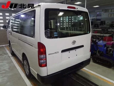 Toyota REGIUS ACE VAN