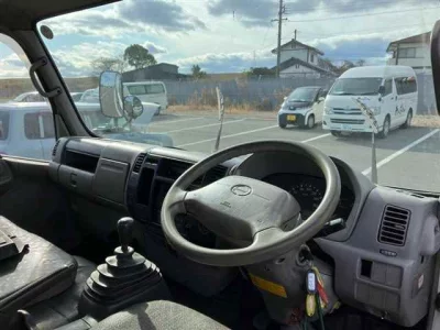 Hino DUTRO  с аукциона в Японии