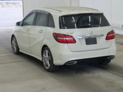 Mercedes-Benz B CLASS