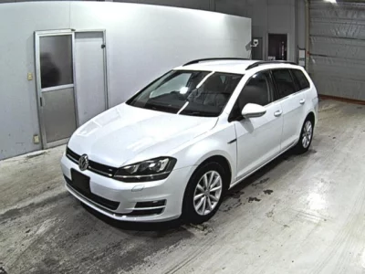 Volkswagen GOLF VARIANT
