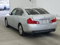 Nissan FUGA лот № 2428 оценка 3.5  с аукциона в Японии 1