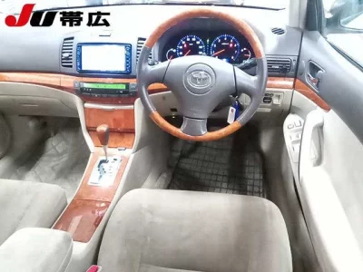 Toyota ALLION  с аукциона в Японии