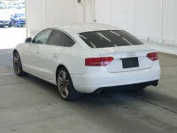Audi A5 лот № 7036 оценка RA  с аукциона в Японии 1