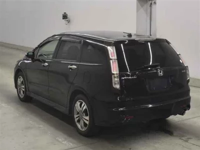 Honda STREAM  с аукциона в Японии