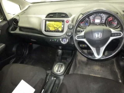 Honda FIT  с аукциона в Японии