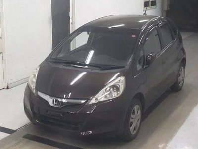 Honda FIT  с аукциона в Японии