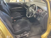 Honda STREAM лот № 2557 оценка RA  с аукциона в Японии 3