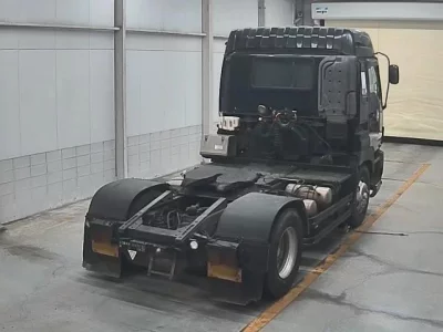 Isuzu TRUCK
