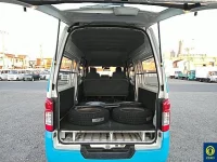 Nissan CARAVAN VAN лот № 12 оценка 3.5  с аукциона в Японии 8