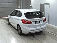 BMW 2-Series лот № 7071 оценка 3.5  с аукциона в Японии 1
