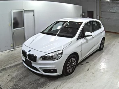 BMW 2-Series  с аукциона в Японии