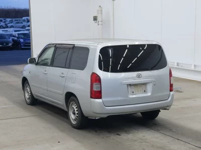 Toyota PROBOX  с аукциона в Японии