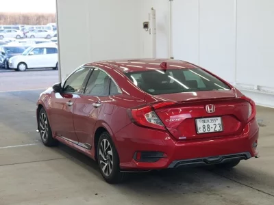 Honda CIVIC  с аукциона в Японии