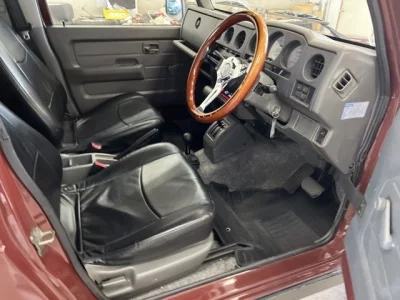 Suzuki JIMNY  с аукциона в Японии