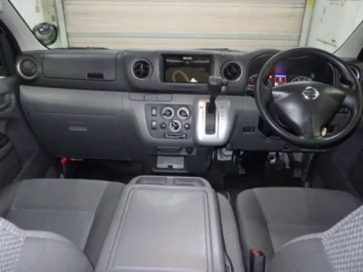 Nissan CARAVAN VAN