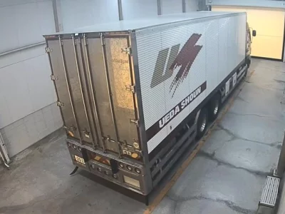 Isuzu TRUCK