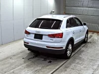 Audi Q3 лот № 4082 оценка 4  с аукциона в Японии 4