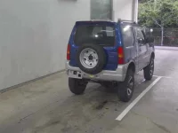 Mazda AZ-OFFROAD лот № 1035 оценка 3  с аукциона в Японии 4