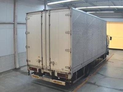 Mitsubishi FUSO FIGHTER