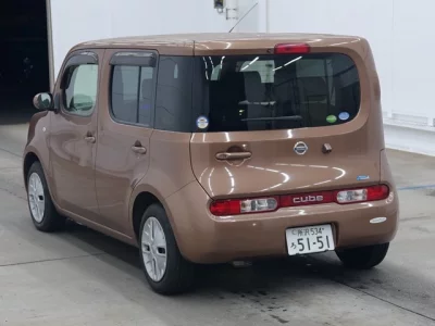 Nissan CUBE